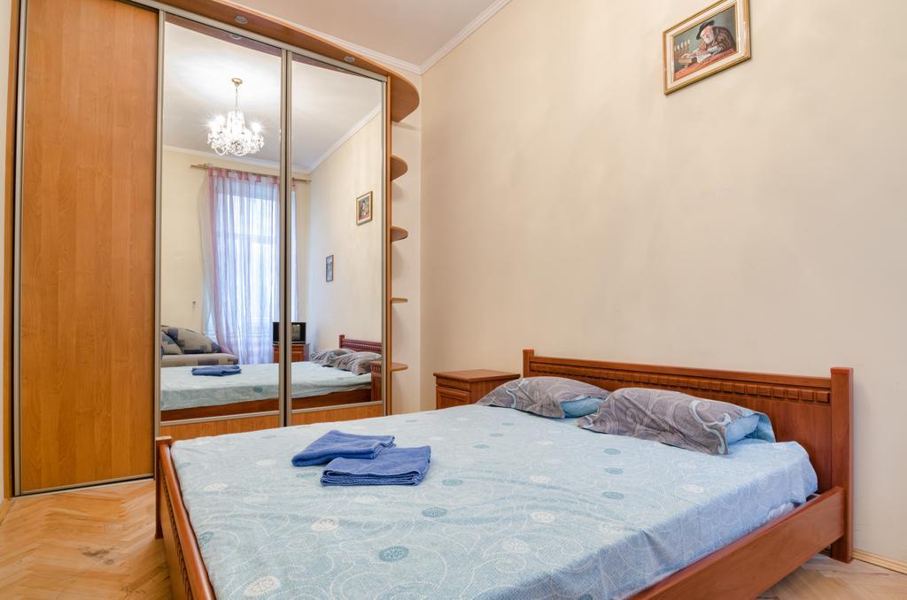 Leogrand Apartments Teodora 3 Lviv Buitenkant foto