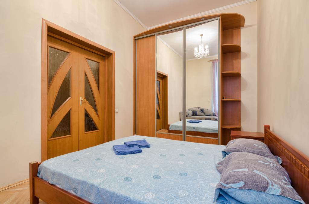 Leogrand Apartments Teodora 3 Lviv Buitenkant foto