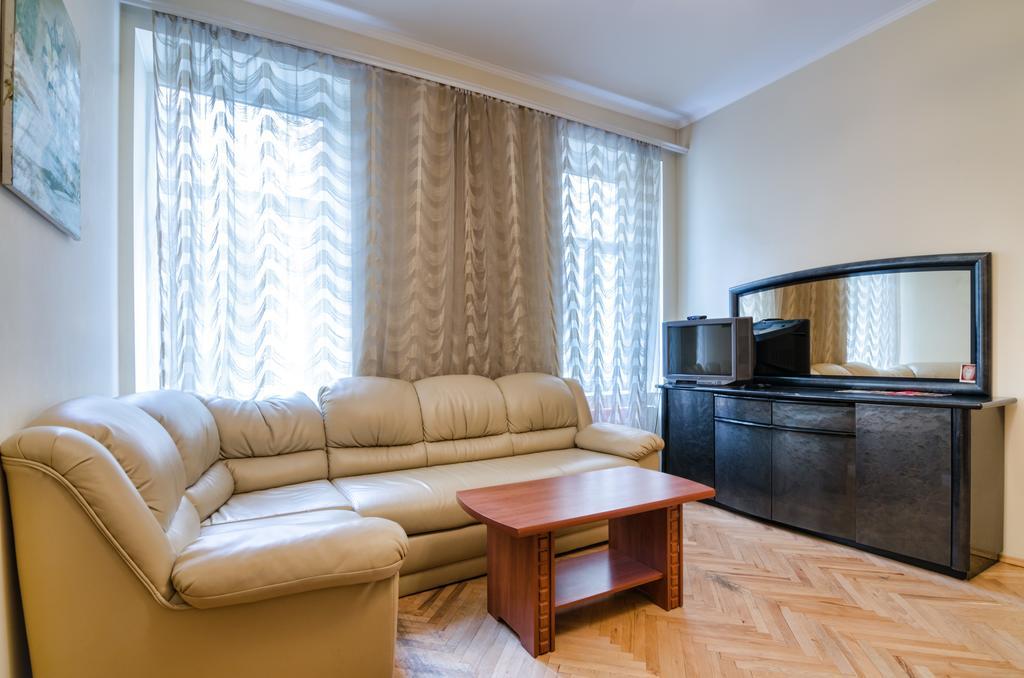 Leogrand Apartments Teodora 3 Lviv Buitenkant foto